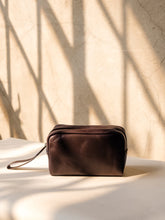 Load image into Gallery viewer, Leather Dopp Kit
