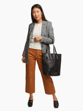 Load image into Gallery viewer, Selam Magazine Tote - Black