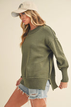 Load image into Gallery viewer, Weekend Retreat Sweater
