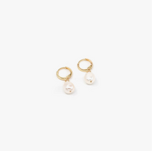 Load image into Gallery viewer, Alina Pearl Hoops
